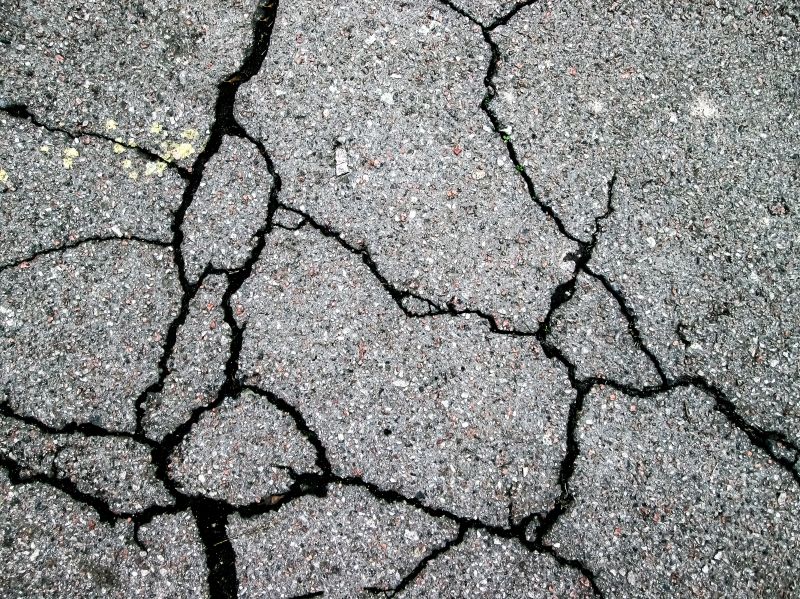 Asphalt Driveway Sealing in Grand Rapids, MI