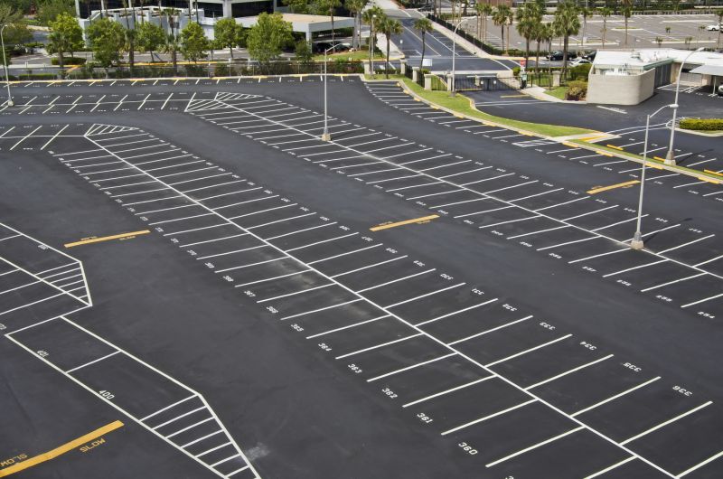 Asphalt Parking Lot Sealing in Grand Rapids, MI